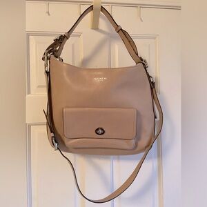 Coach Courtenay 22381 light khaki bag